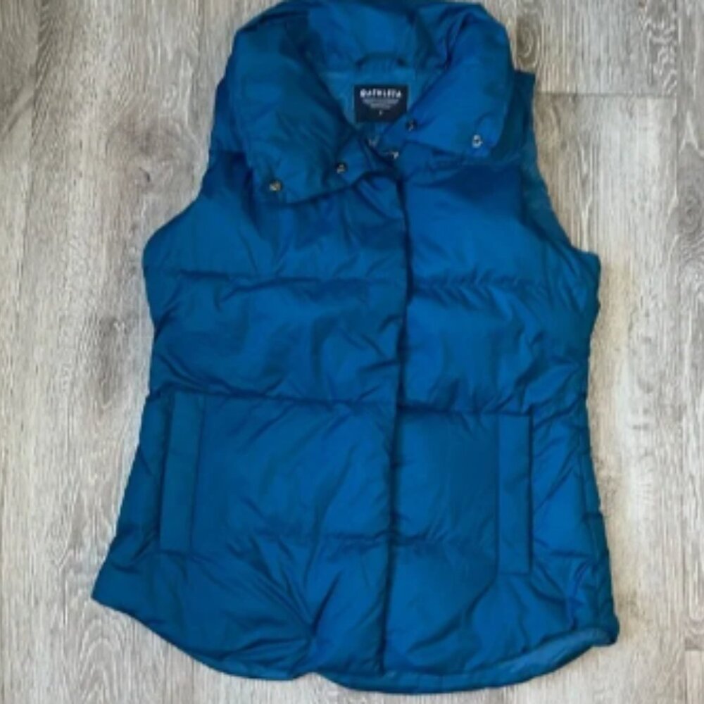 Athleta puffer Vest downtown water resistant size medium teal blue